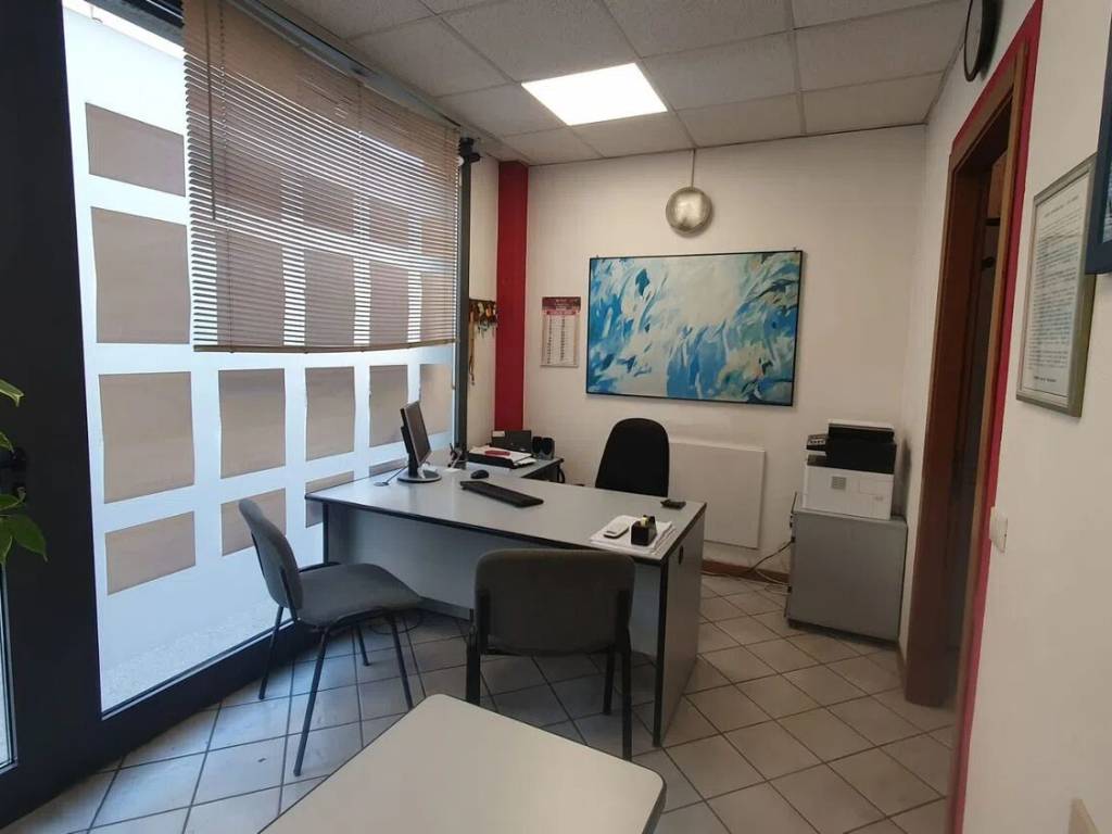 ufficio in vendita a Robecchetto con Induno