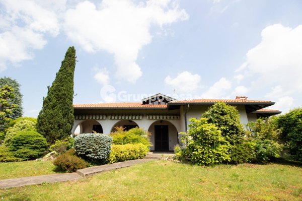 casa indipendente in vendita a Robecchetto con Induno in zona Malvaglio