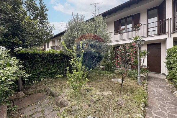 casa indipendente in vendita a Robecchetto con Induno