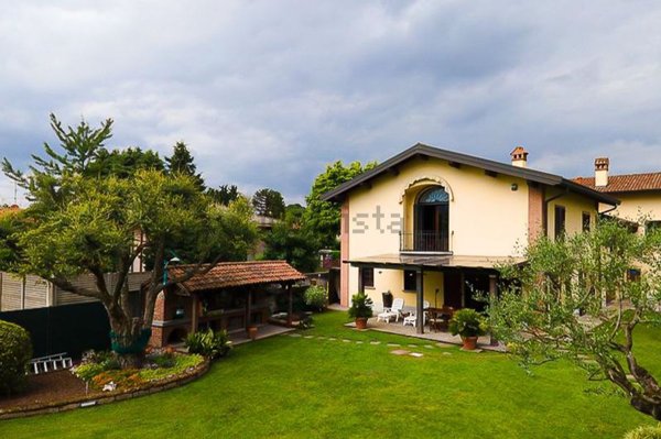 casa indipendente in vendita a Robecchetto con Induno
