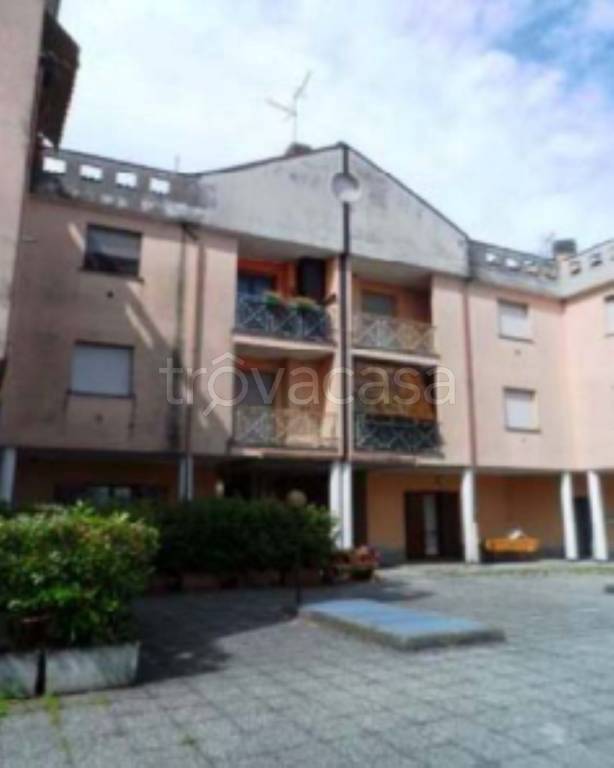 appartamento in vendita a Robecchetto con Induno