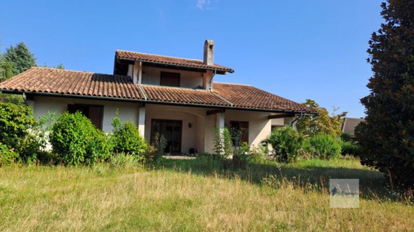 casa indipendente in vendita a Robecchetto con Induno