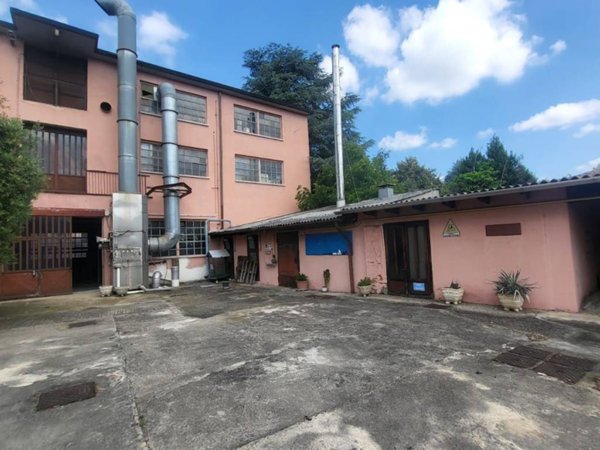 intera palazzina in vendita a Robecchetto con Induno
