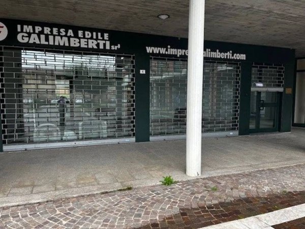 negozio in vendita a Robecchetto con Induno