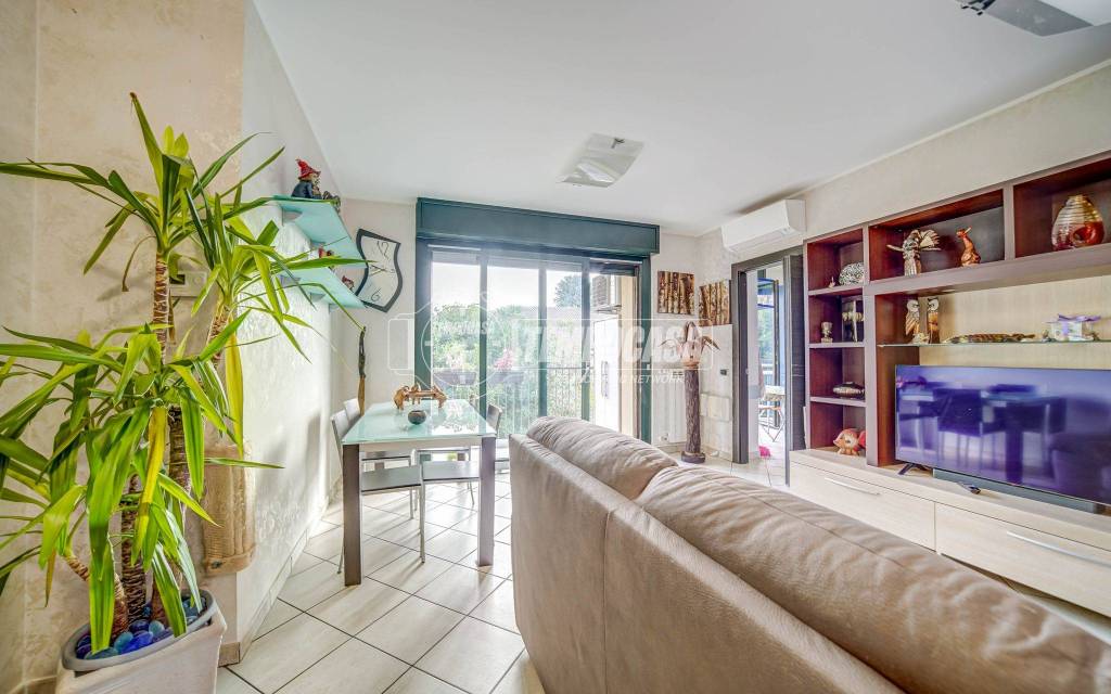 appartamento in vendita a Robecchetto con Induno