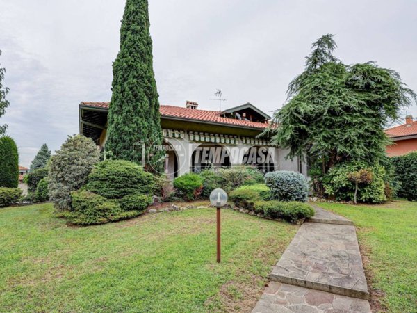 casa indipendente in vendita a Robecchetto con Induno