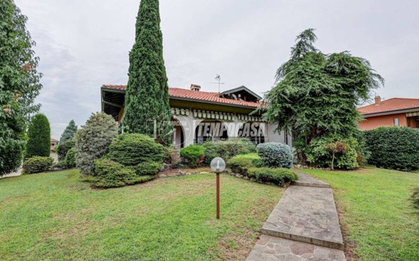 casa indipendente in vendita a Robecchetto con Induno