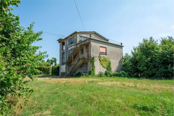 capannone in vendita a Robecchetto con Induno