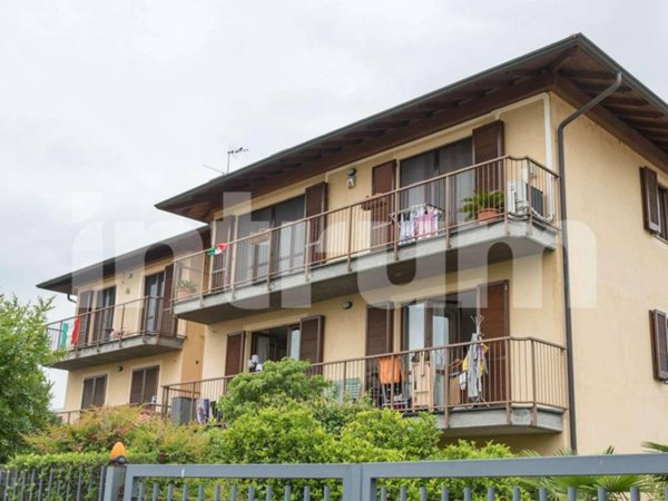 appartamento in vendita a Robecchetto con Induno in zona Malvaglio