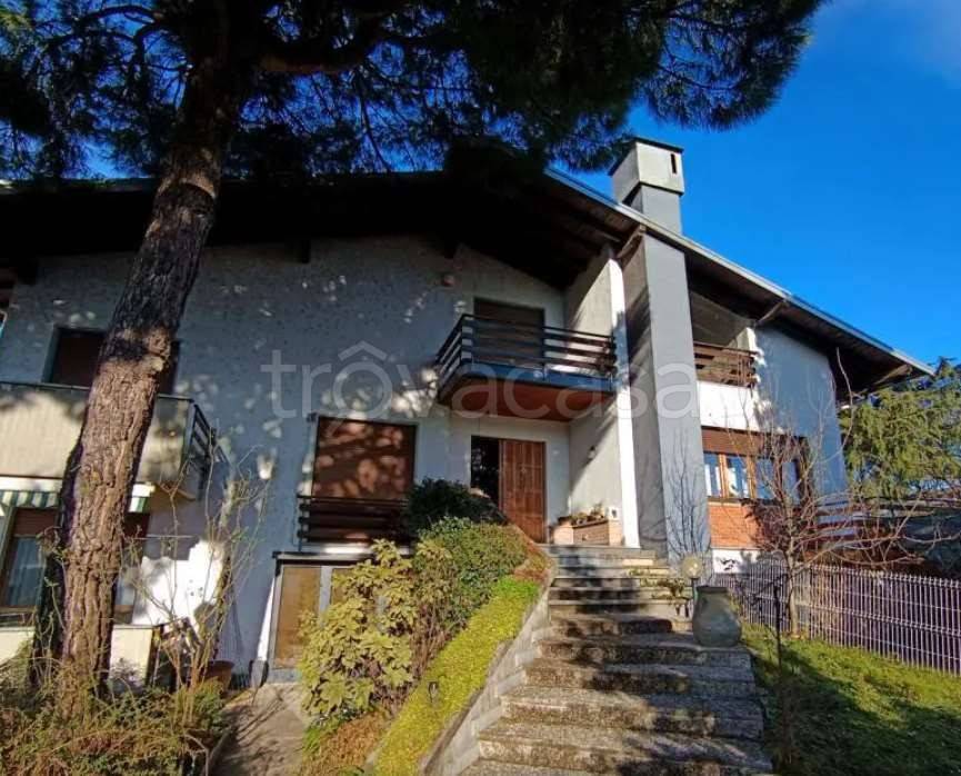 casa indipendente in vendita a Robecchetto con Induno