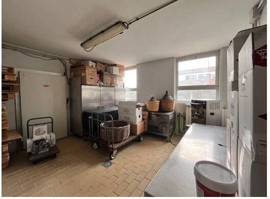 locale commerciale in vendita a Robecchetto con Induno