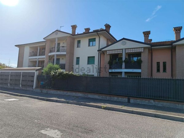 appartamento in vendita a Robecchetto con Induno in zona Malvaglio