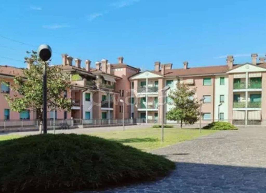appartamento in vendita a Robecchetto con Induno in zona Malvaglio