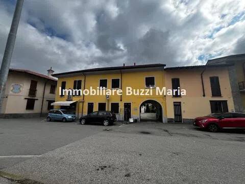 casa indipendente in vendita a Robecchetto con Induno in zona Malvaglio