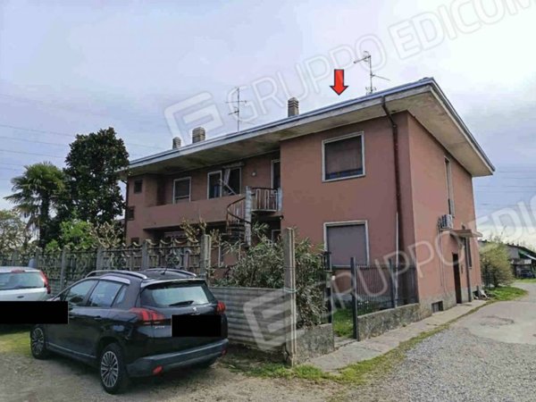casa indipendente in vendita a Robecchetto con Induno in zona Malvaglio
