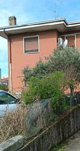 appartamento in vendita a Robecchetto con Induno in zona Malvaglio