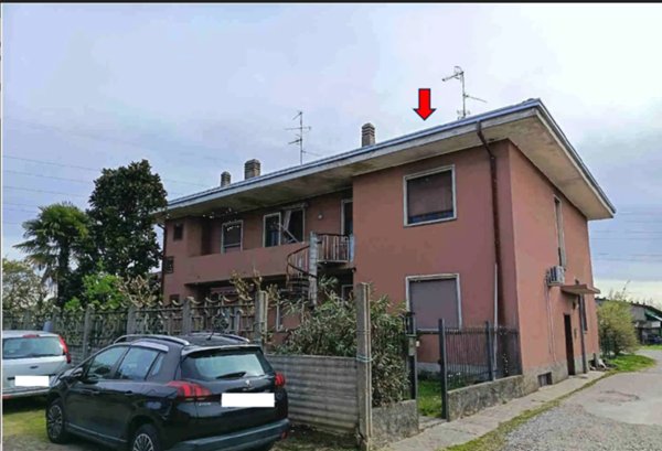 appartamento in vendita a Robecchetto con Induno in zona Malvaglio