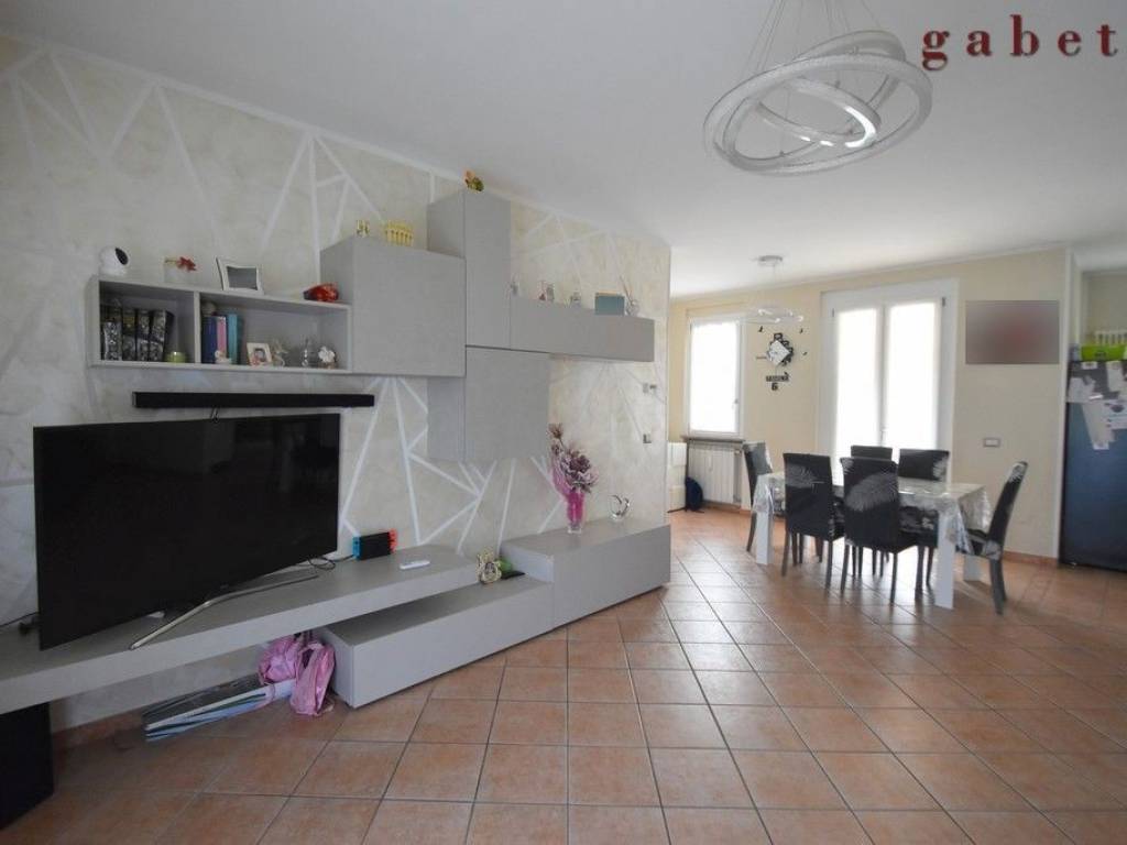 appartamento in vendita a Robecco sul Naviglio