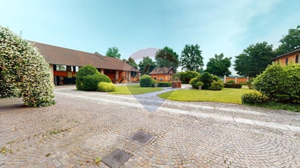casa indipendente in vendita a Robecco sul Naviglio