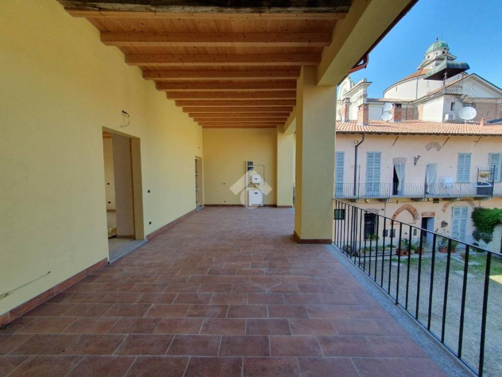 appartamento in vendita a Robecco sul Naviglio