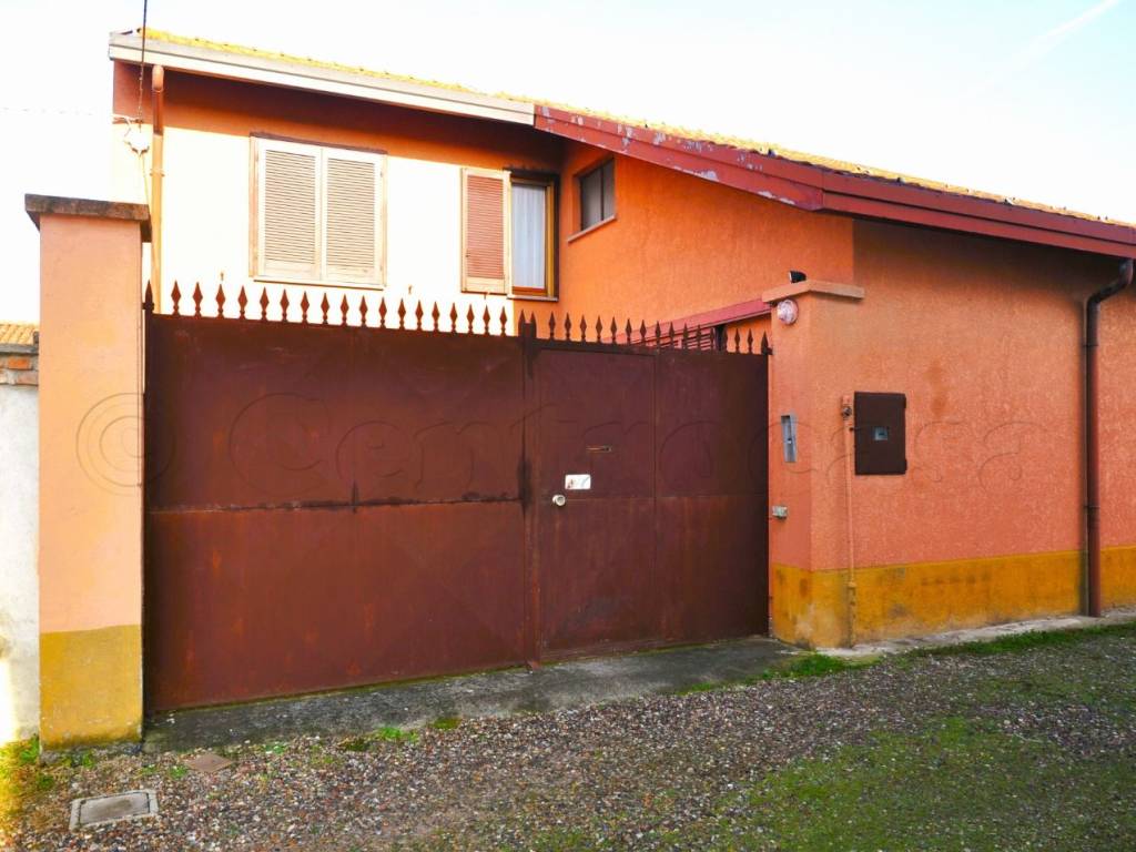 casa indipendente in vendita a Robecco sul Naviglio