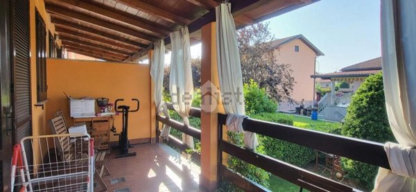 appartamento in vendita a Robecco sul Naviglio