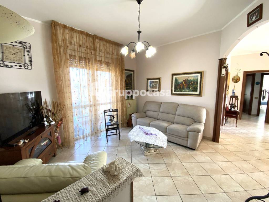 appartamento in vendita a Robecco sul Naviglio