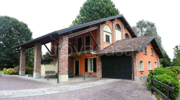 casa indipendente in vendita a Robecco sul Naviglio