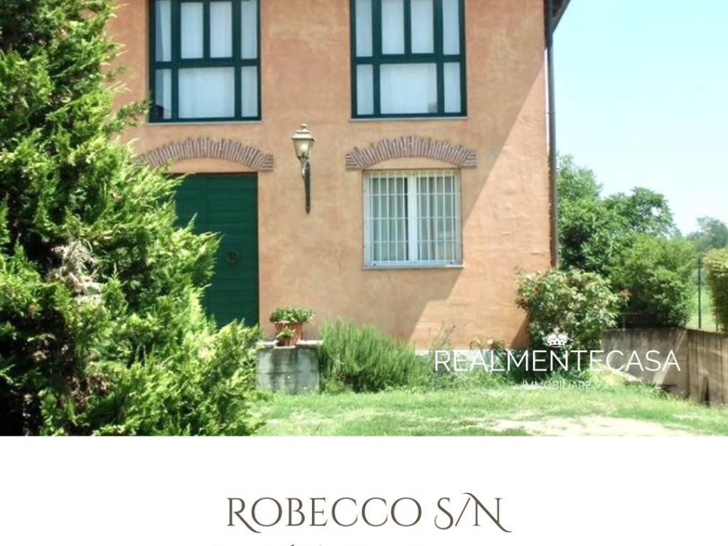 casa indipendente in vendita a Robecco sul Naviglio in zona Cascinazza