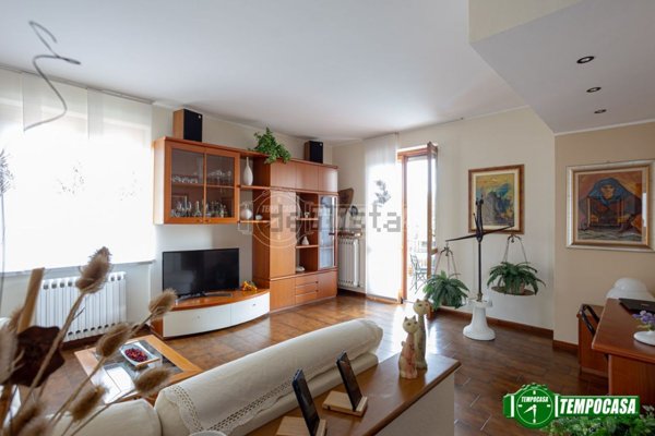 appartamento in vendita a Robecco sul Naviglio