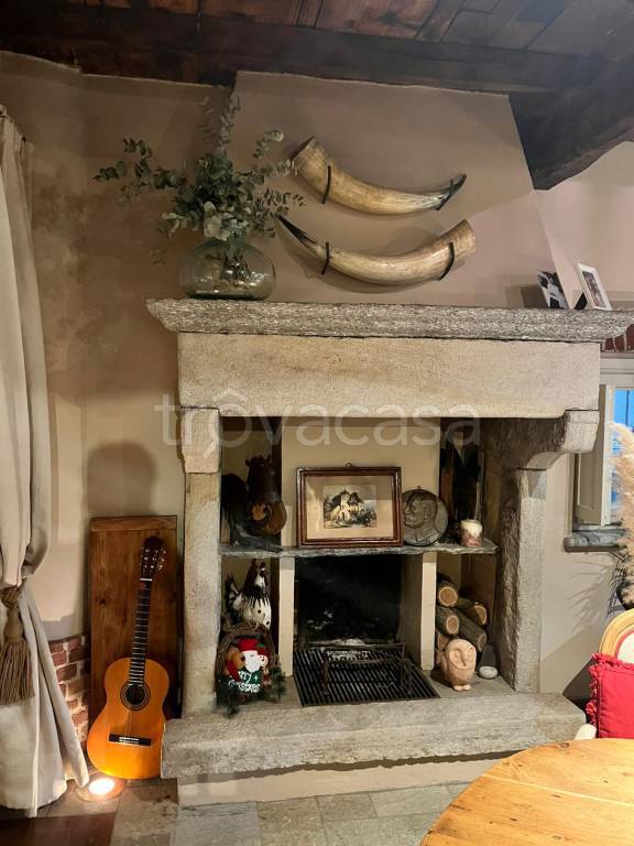 casa indipendente in vendita a Robecco sul Naviglio
