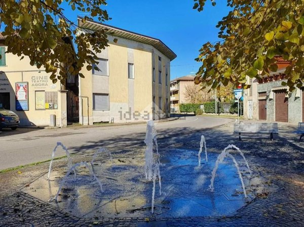 quadrivano in vendita a Robecco sul Naviglio