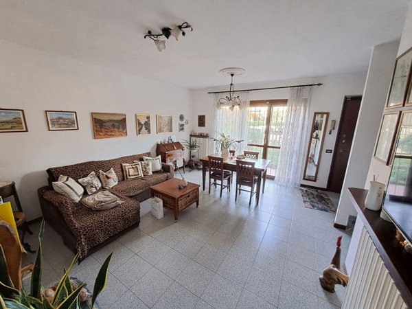 casa indipendente in vendita a Robecco sul Naviglio