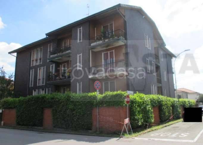 appartamento in vendita a Robecco sul Naviglio