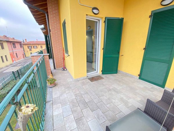 appartamento in vendita a Robecco sul Naviglio
