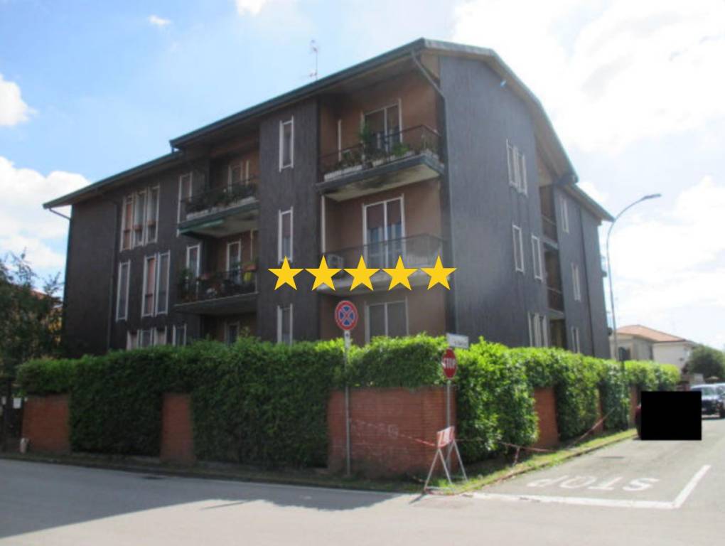 appartamento in vendita a Robecco sul Naviglio