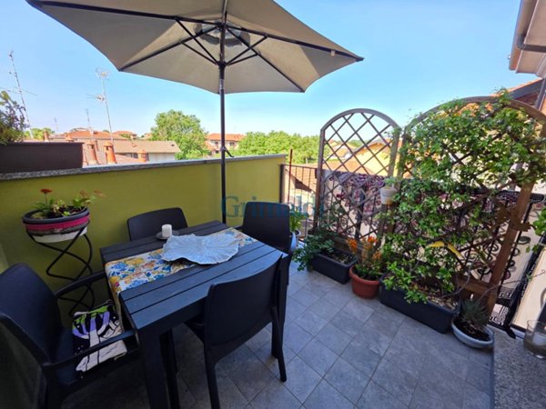 appartamento in vendita a Robecco sul Naviglio