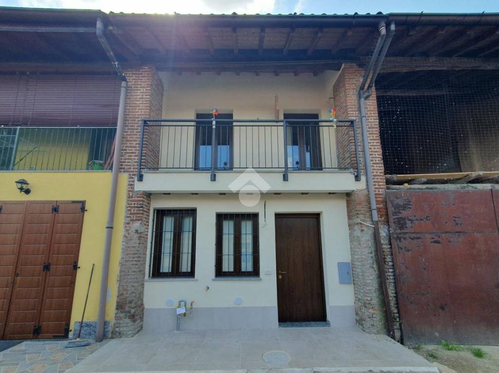 casa indipendente in vendita a Robecco sul Naviglio