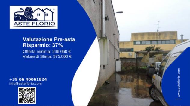 locale commerciale in vendita a Robecco sul Naviglio