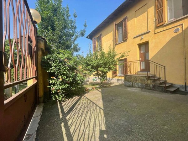 casa indipendente in vendita a Robecco sul Naviglio