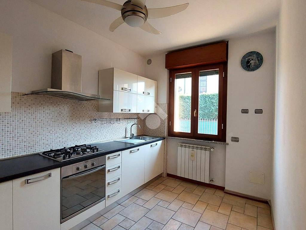 appartamento in vendita a Robecco sul Naviglio
