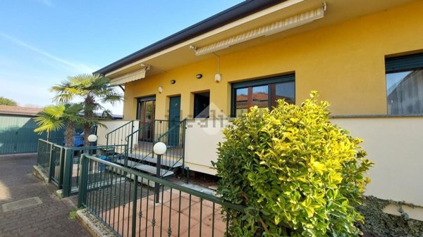 appartamento in vendita a Robecco sul Naviglio