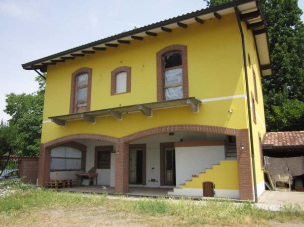 appartamento in vendita a Robecco sul Naviglio