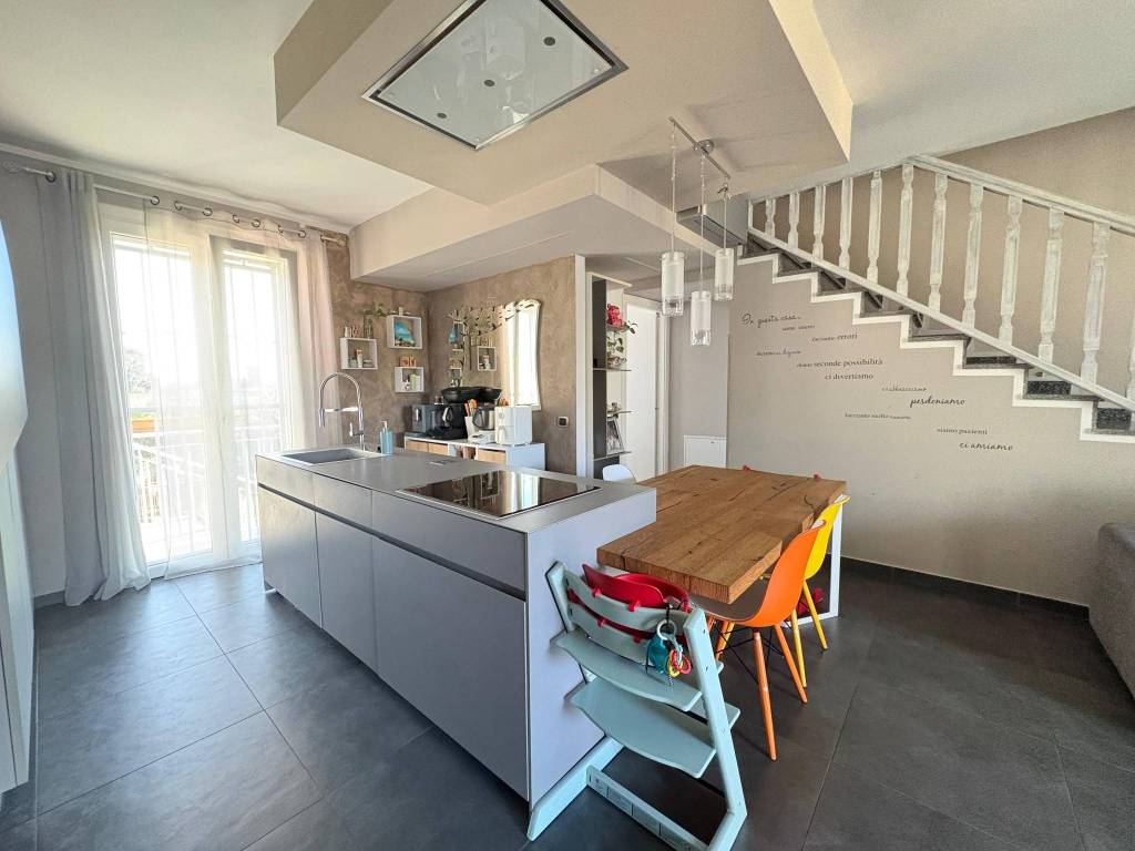 casa indipendente in vendita a Robecco sul Naviglio in zona Cascinazza