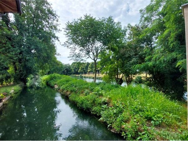 casa indipendente in vendita a Robecco sul Naviglio