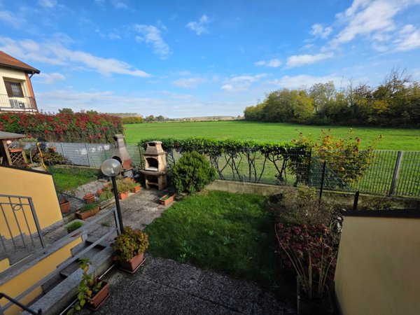 casa indipendente in vendita a Robecco sul Naviglio