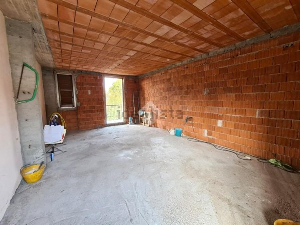 appartamento in vendita a Robecco sul Naviglio in zona Casterno