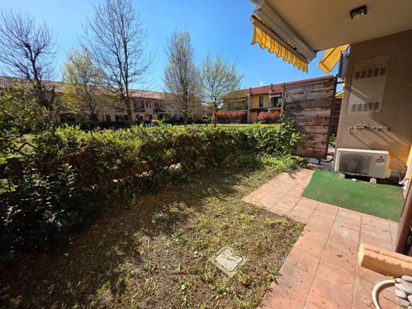 appartamento in vendita a Robecco sul Naviglio