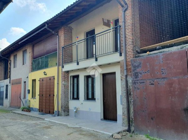 casa indipendente in vendita a Robecco sul Naviglio