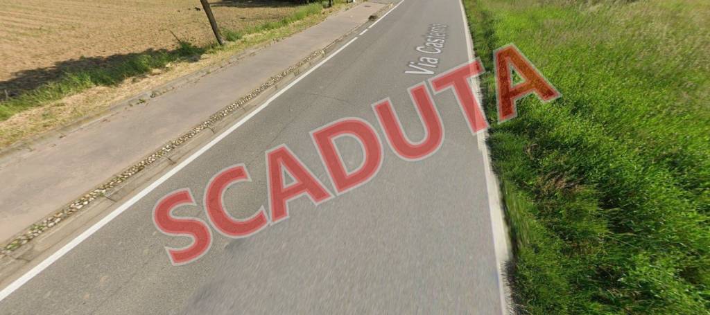 locale commerciale in vendita a Robecco sul Naviglio in zona Casterno